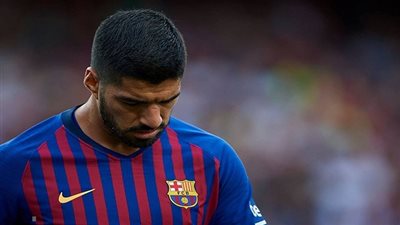 لويس سواريز يلمح إلى إمكانية رحيله عن برشلونة