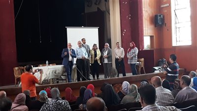 محافظ بورسعيد: مستمرون في محاربة الدروس الخصوصية  