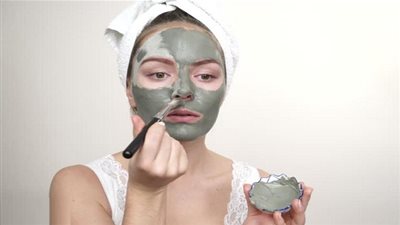 إليكِ فوائد قناع 