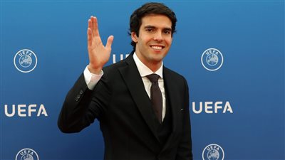 كاكا: جاتوزو ظاهرة