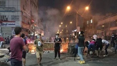 احتجاجات وسط العراق تنديدا بمقتل متظاهرين في البصرة