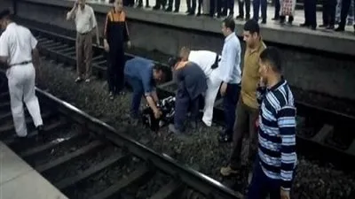 خبير نفسي يكشف أسباب اختيار المترو للانتحار.. ويطالب بإنشاء 