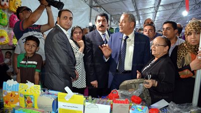 أول تعليق لوزير التموين على حملة مقاطعة الفاكهة  (صور)