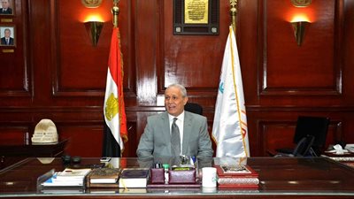 محافظ الأقصر يوجه باتخاذ الإجراءات اللازمة لمجابهة السيول المحتمل سقوطها 