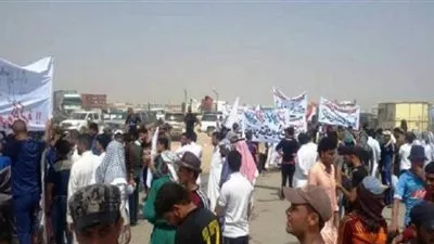 عاجل.. متظاهرو البصرة يتجهون إلى مقر القنصلية الإيرانية بالمدينة