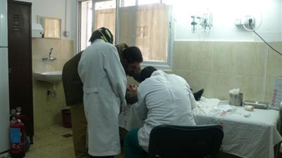 تسمم زوجين وطفليهما بعد تناولهم أغذية 