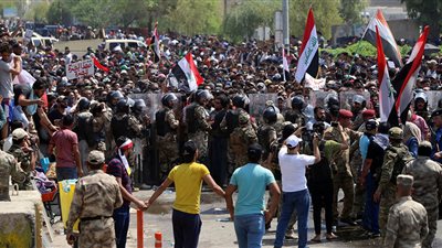 الكشف عن مقرات الأحزاب التي أحرقت في البصرة