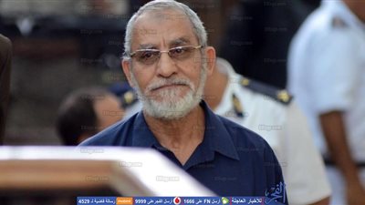 بديع والمتهمين بفض اعتصام رابعة بالققص قبل جلسة النطق بالحكم