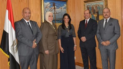 تفاصيل لقاء وزيرة السياحة بأعضاء اللجنة العليا للحج والعمرة