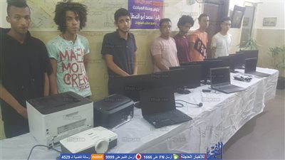 على طريقة مدرسة المشاغبين: 7 طلاب يقتحمون مدرستهم ويسرقون الأجهزة