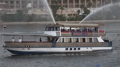 بدء مهرجان وفاء النيل باستعراض لقوة شرطة البيئة والمسطحات المائية (فيديو وصور) 