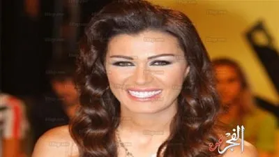 عاجل.. نادين الراسي تعتزل الفن (صورة)