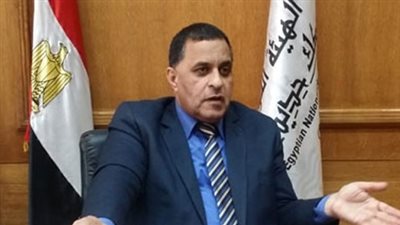 رئيس السكك الحديدية لـ المواطنين: استحملوا شوية (فيديو)