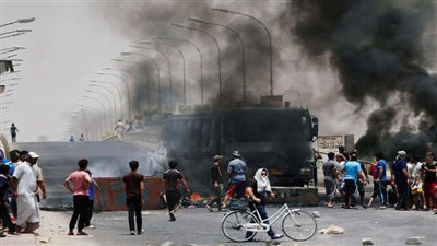 وصول تعزيزات عسكرية لمحافظة البصرة العراقية لفرض الأمن