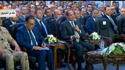 السيسي عن التعديات على الأراضي الزراعية: 'مش هينفع نعيش كده'