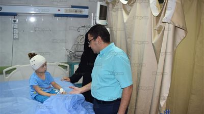 مستشفى جامعة سوهاج تٌنهي ٢٧٠ عملية جراحية من قوائم الانتظار (صور)