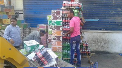 حملة مكبرة لإزالة الاشغالات بجوار مسجد الأربعين في السويس (صور)