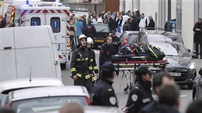 هل العملية إرهابية؟.. تعرف على تفاصيل حادث الطعن في باريس