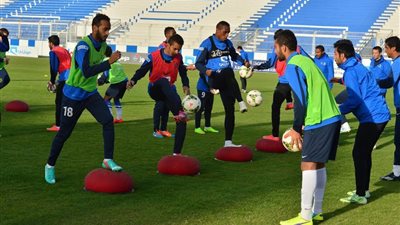 الهلال السعودي يواصل تحضيراته لمواجهة الرائد بالتدرب على فترتين