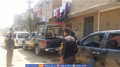 ضبط مخدرات وأسلحة نارية بحملات لمداهمة الأوكار الإجرامية بالجيزة 