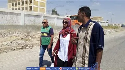 رئيس حي فيصل بالسويس تتابع أعمال النظافة حول مدارس الحي (صور)