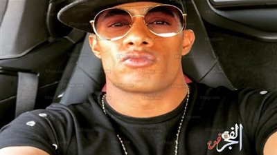 رواد مواقع التواصل الاجتماعي يسخرون من محمد رمضان لهذا السبب (فيديو) 