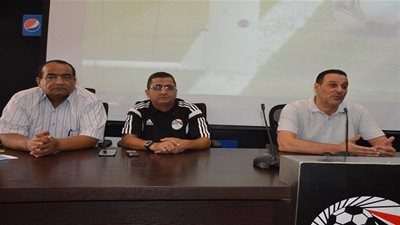 اختبارات الإعادة للحكام الدوليين والدرجة الأولى 