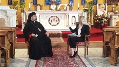 لقاء تلفزيوني لمطران الأقباط الكاثوليك بمونتريال (صور)