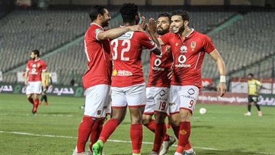 طاقم حكّام مباراة الأهلي وحوريا يصل غينيا فجر غدٍ