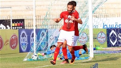 علي معلول يشارك في مران الأهلي بغينيا