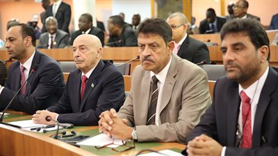 البرلمان الليبي يدعو أعضاءه إلى عقد جلسة طارئة