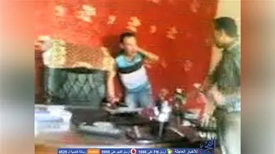 سيدة تتهم أشخاص بابتزازها وتهديدها بفيديو وهم يعذبون شخص بالمحلة الكبرى (فيديو وصور)