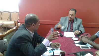 سكرتير مساعد أسيوط يتابع تطوير القطاعات الخدمية بمركز منفلوط