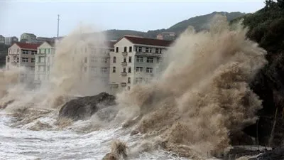 الصين تعلن إجلاء 12 ألف شخص مع اقتراب إعصار 