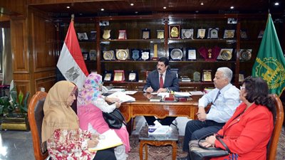محافظ القليوبية يبحث مع نائب التخطيط العمراني دراسة المخططات التفصيلية ووقف العشوائيات (صور)