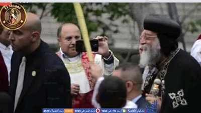 شعب كنيسة سيدر جروف يستقبل البابا تواضروس بالسعف (صور)