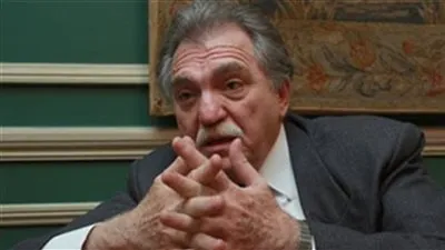 رئيس حزب الوفد الأسبق: 