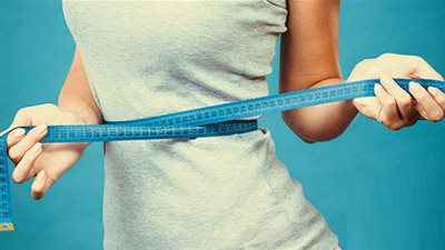 خلطة سحرية لخسارة سنتيمتراً واحداً من منطقة البطن يوميا.. جربيها!