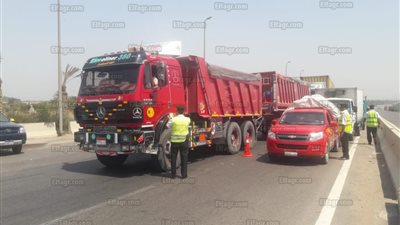 إنتشار مروري بالطريق الإقليمي تزامناً مع حظر سير النقل الثقيل