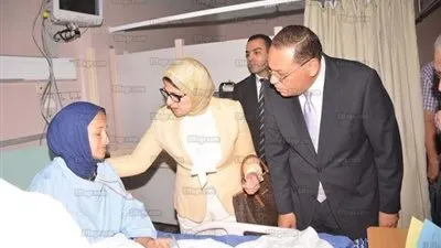 وزيرة الصحة تتفقد مصابي كارثة الغسيل الكلوي بالشرقية (صور) 