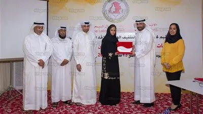 الاتحاد الحر لعمال البحرين يكرم المشاركين في دورة قانون العمل البحريني (صور)‬