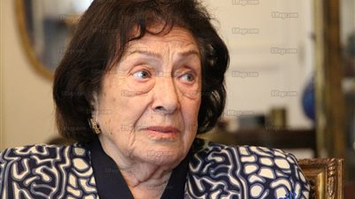 ‪ الأمين العام للقومي للمرأة الأسبق: أتمنى اهتمام زوجة الرئيس السيسي بالنشاطات الإنسانية (صور)