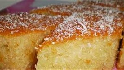 وصفة سهلة.. جربي تحضير البسبوسة بجوز الهند