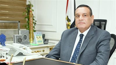 وزير القوى العاملة يهنئ محافظ البحيرة بالعيد القومي للمحافظة