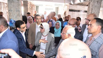 استعدادًا لتطبيق التأمين الصحي الشامل.. تفاصيل جولة وزيرة الصحة ببورسعيد (تقرير)