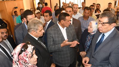 محافظ البحيرة: جارى البحث عن آليات جديدة لتصريف منتجات 