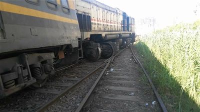 رئيس السكك الحديد: لجنة فنية للتحقيق في خروج قطار منوف عن مساره