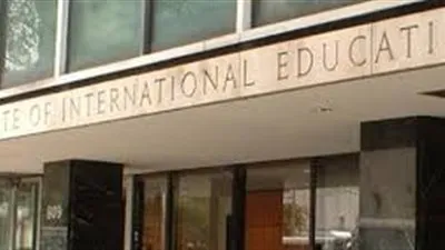 نادية حافظ: 15 ألف جنيه قيمة مصروفات المدارس الدولية 