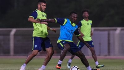 الفتح السعودي يكثف استعداداته لمواجهة الشباب بالدوري السعودي