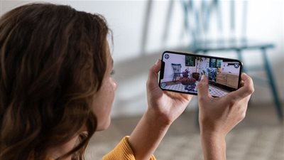 النساء لا يفضلن هواتف 